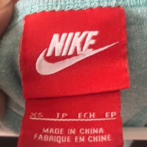 Nike Tops - Womans Nike tank Nike Tops - Womans Nike tank